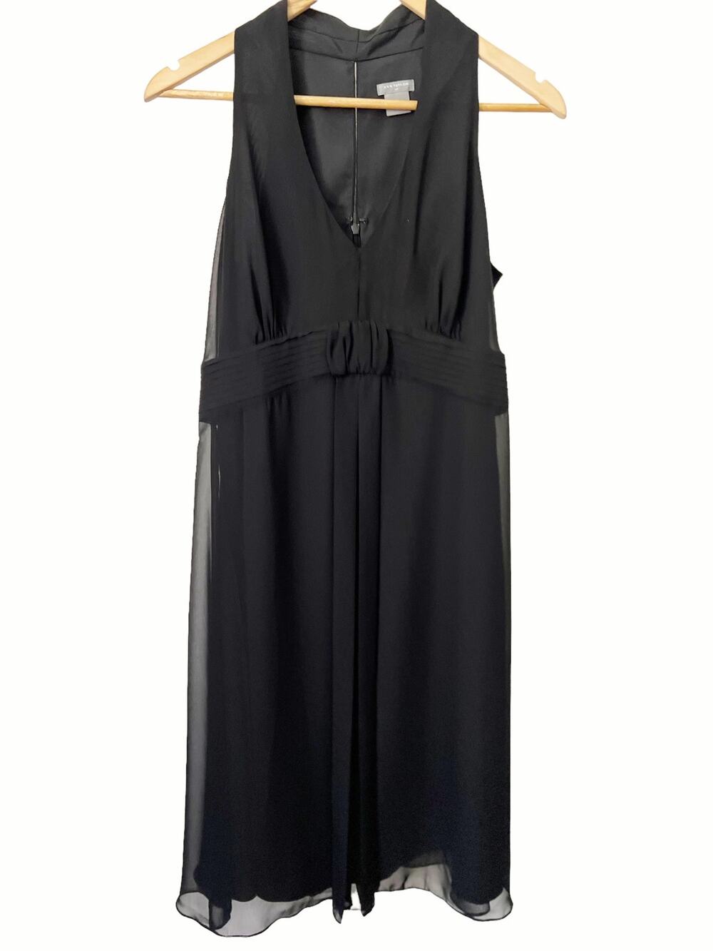 Ann Taylor Black Sleeveless Chiffon V-Neck Dress Size 6